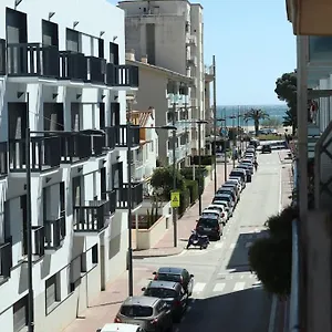 apartamento-a-100-m-de-la-playa.topcostabravahotels.com/